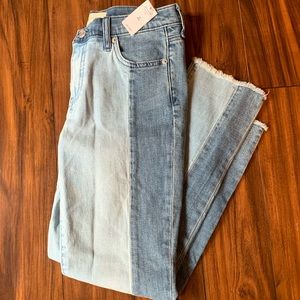 NWT Two-Toned Gap Real Straight Jeans 28R